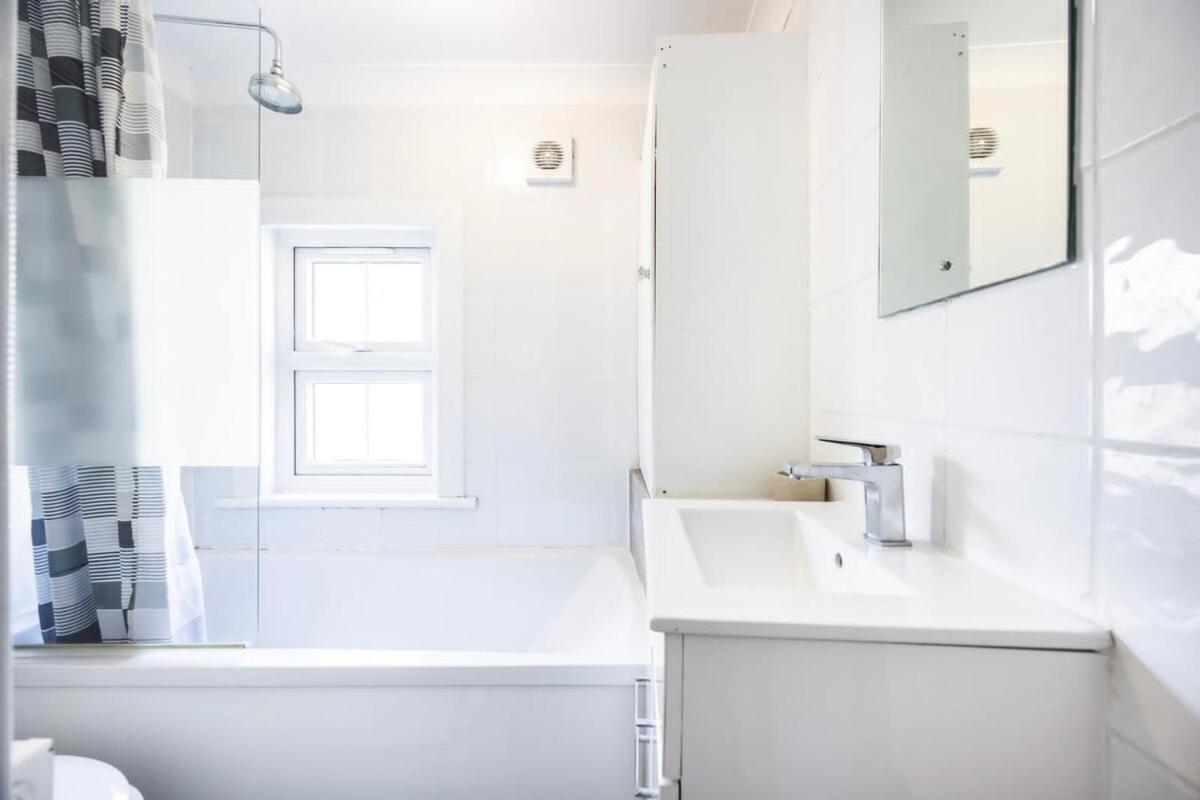 1-bed Flat - Walk To Whitechapel Station Apartamento *
